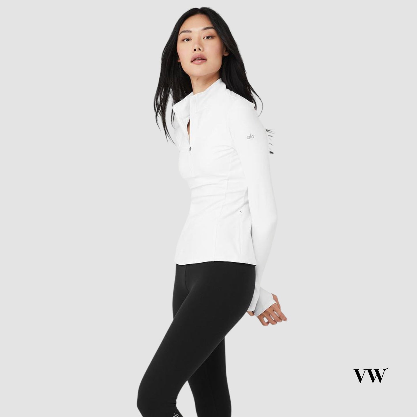 alo alosoft 1/2 Rapid pull over white
