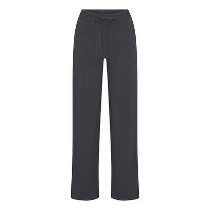 Skims straight leg pant cherry Ash