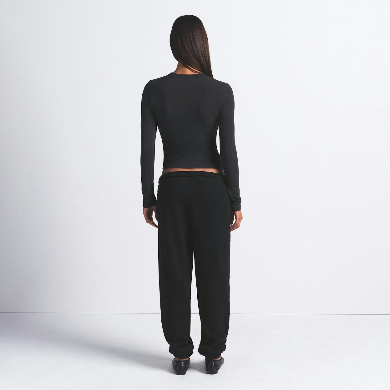 Skims dark gray long sleeve t shirt